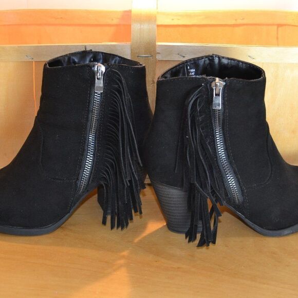 Western Fringe Chelsea Black vegan suede southwestern ankle boot booties size 6 - Picture 8 of 16